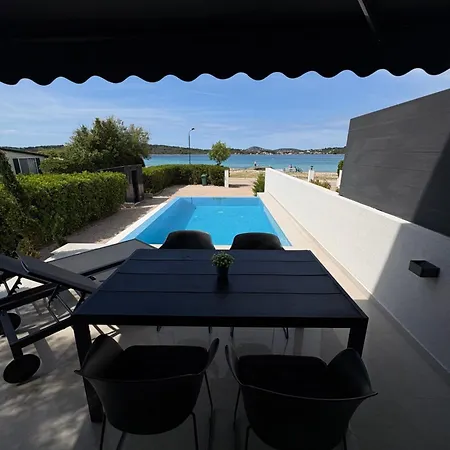Lydia With Private Pool On The Apartment *